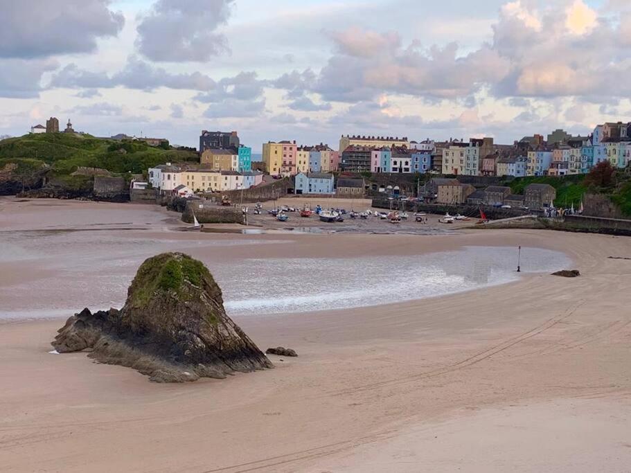 Lobster Cottage - Stylish 3 Bedroom Cottage In Heart Of Tenby Town, Pembrokeshire Exterior photo